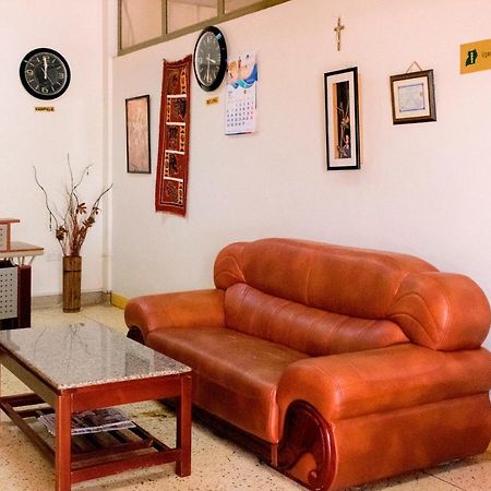 Kahondo Buffalo Hotel Kampala Makerere Екстериор снимка