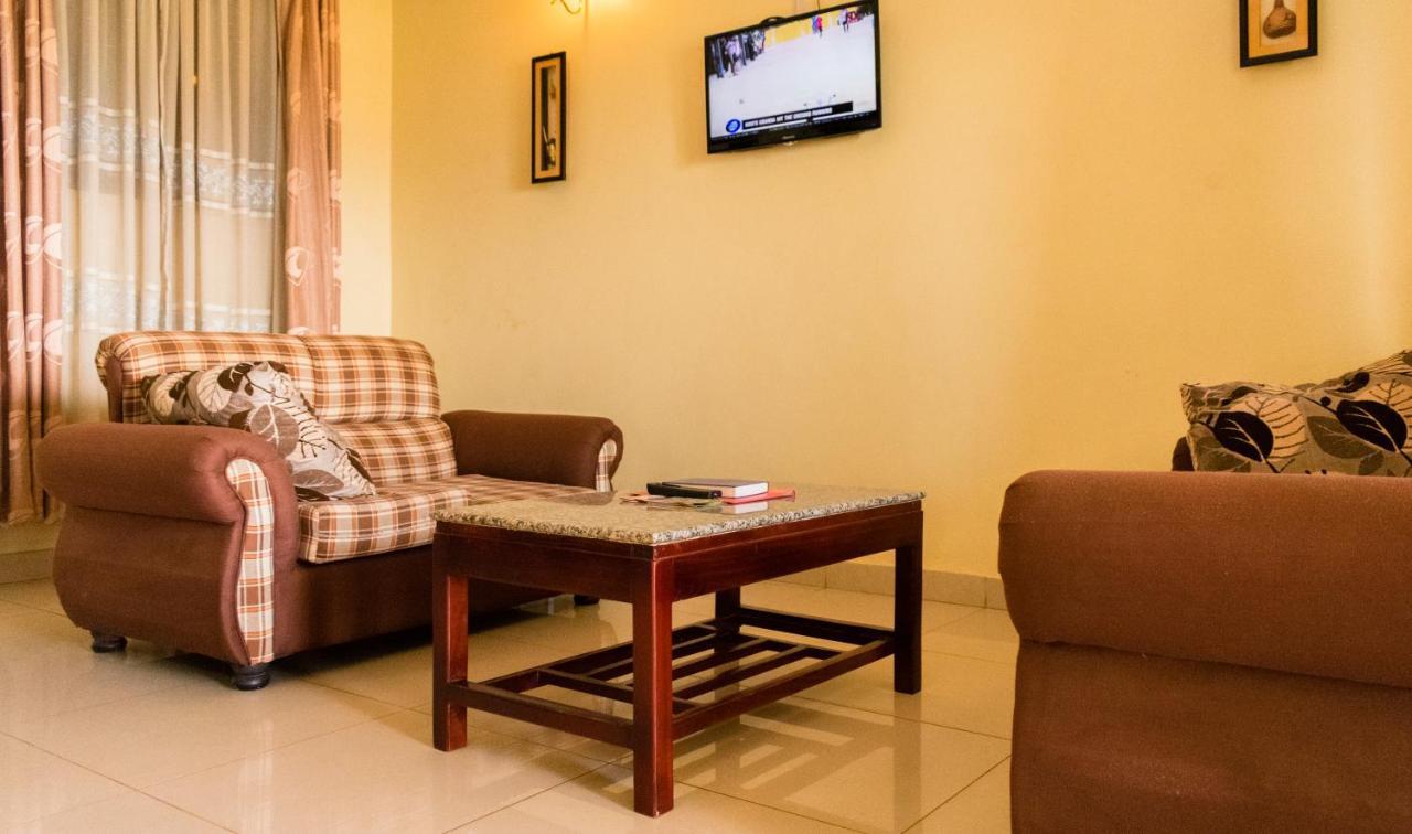Kahondo Buffalo Hotel Kampala Makerere Екстериор снимка