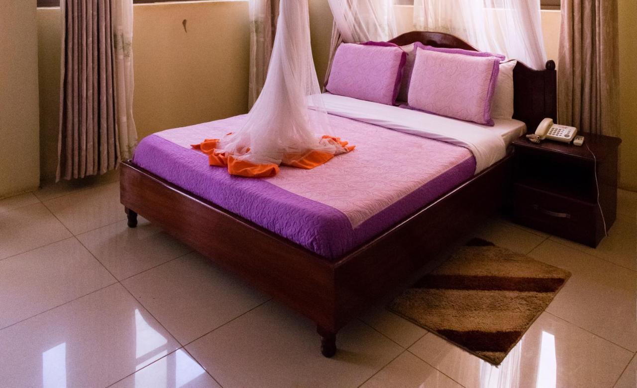 Kahondo Buffalo Hotel Kampala Makerere Екстериор снимка