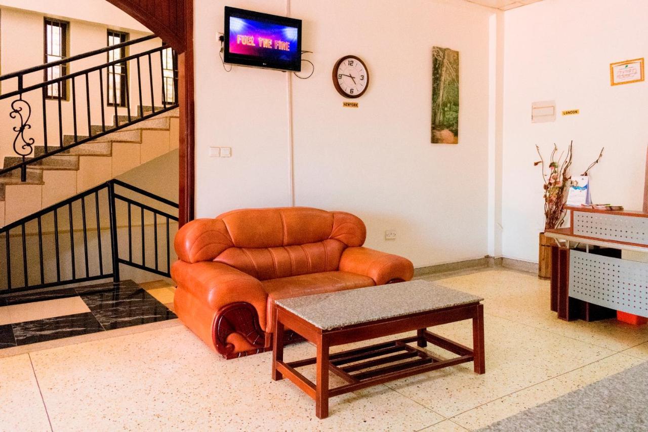 Kahondo Buffalo Hotel Kampala Makerere Екстериор снимка