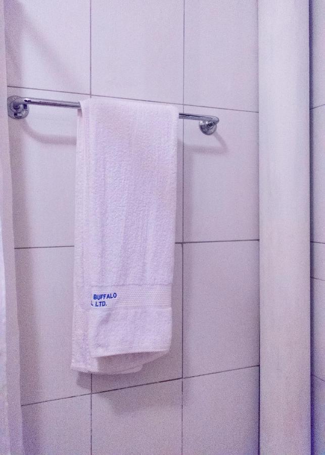Kahondo Buffalo Hotel Kampala Makerere Екстериор снимка