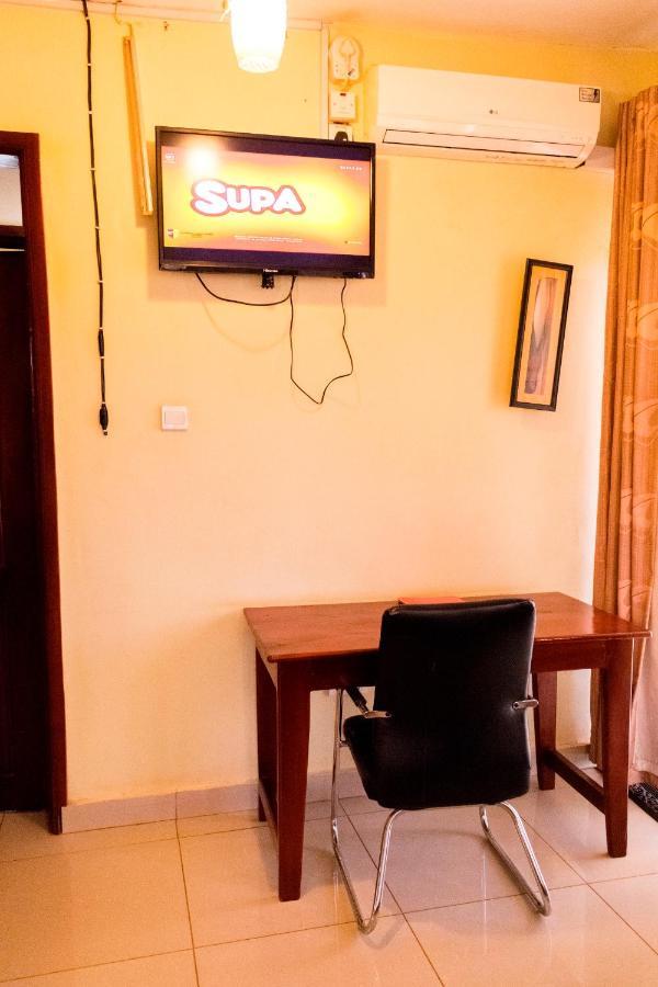 Kahondo Buffalo Hotel Kampala Makerere Екстериор снимка